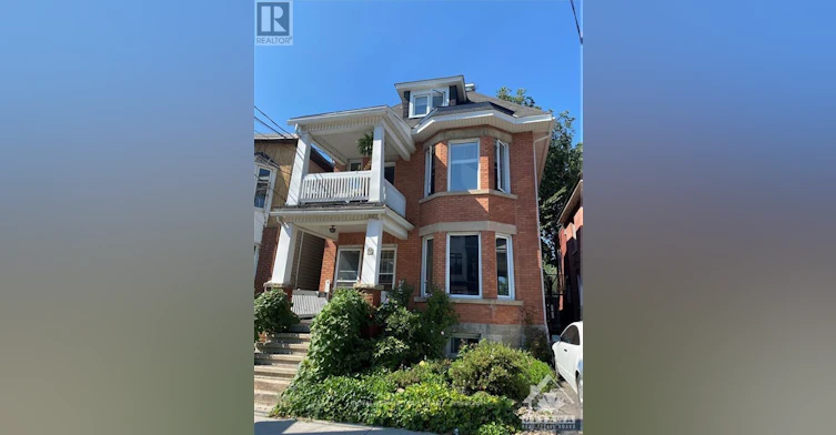 B-427 Sunnyside Avenue, Ottawa, ON, K1S 0S6