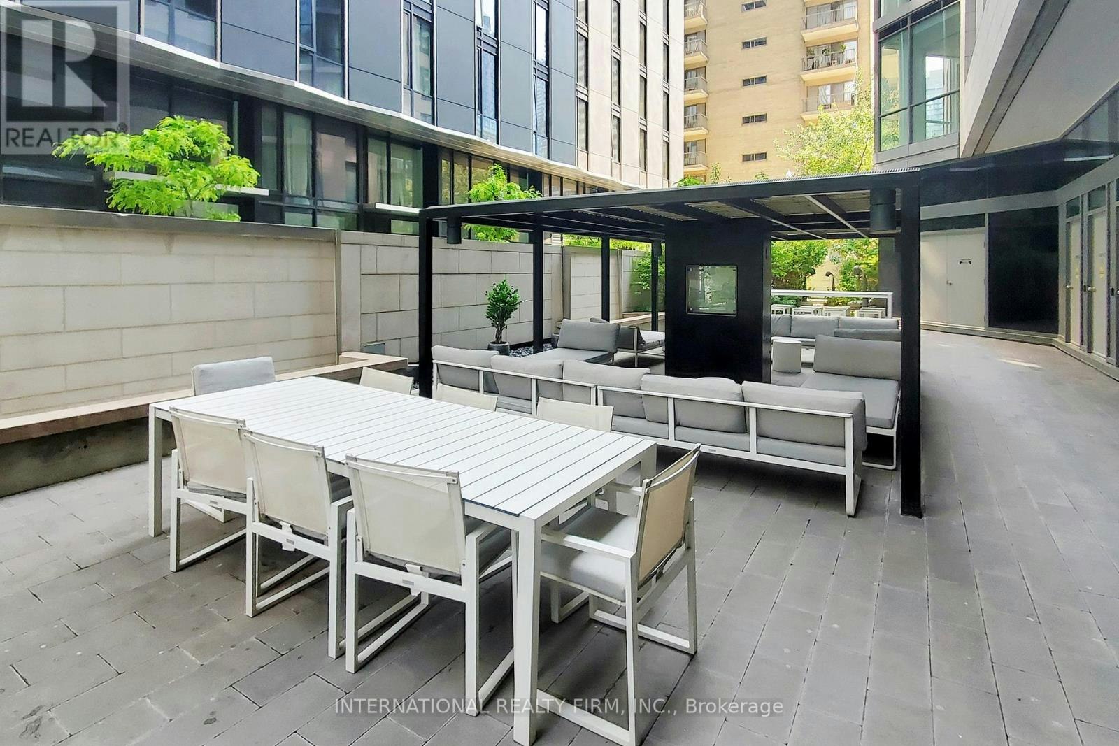 2911-45 Charles Street E, Toronto, ON, M4Y 0B8 - 27