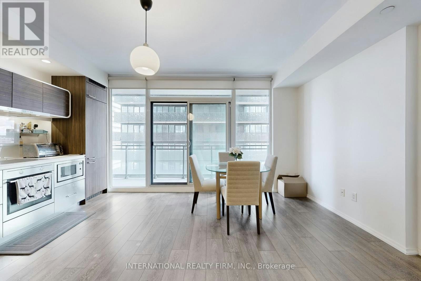 2911-45 Charles Street E, Toronto, ON, M4Y 0B8 - 7