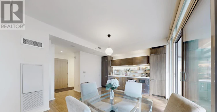 2911-45 Charles Street E, Toronto, ON, M4Y 0B8 - 9