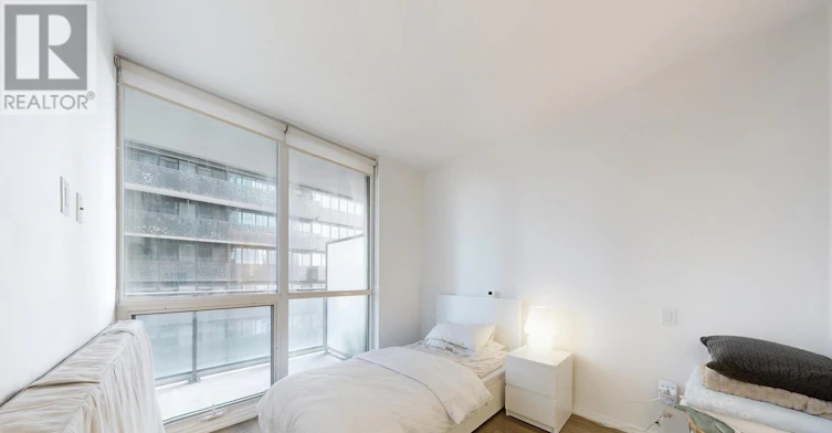 2911-45 Charles Street E, Toronto, ON, M4Y 0B8 - 17