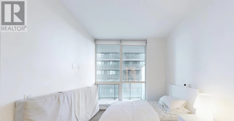 2911-45 Charles Street E, Toronto, ON, M4Y 0B8 - 16
