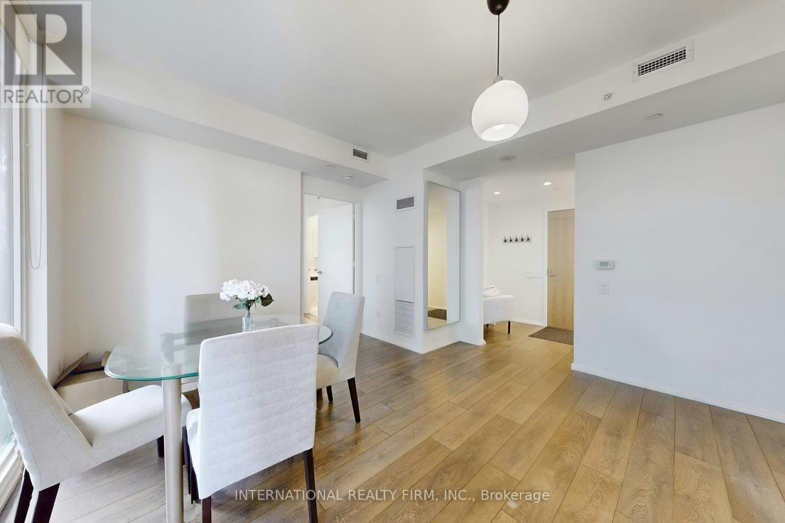 2911-45 Charles Street E, Toronto, ON, M4Y 0B8 - 12