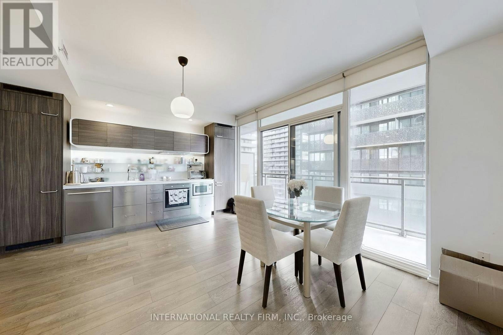 2911-45 Charles Street E, Toronto, ON, M4Y 0B8 - 10
