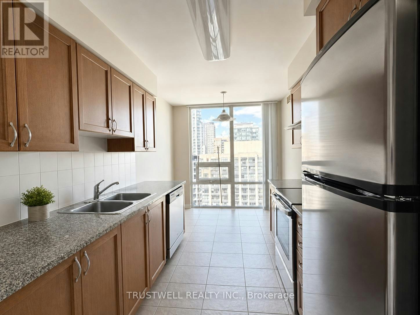 2120-35 Hollywood Avenue, Toronto, ON, M2N 0A9 - 2