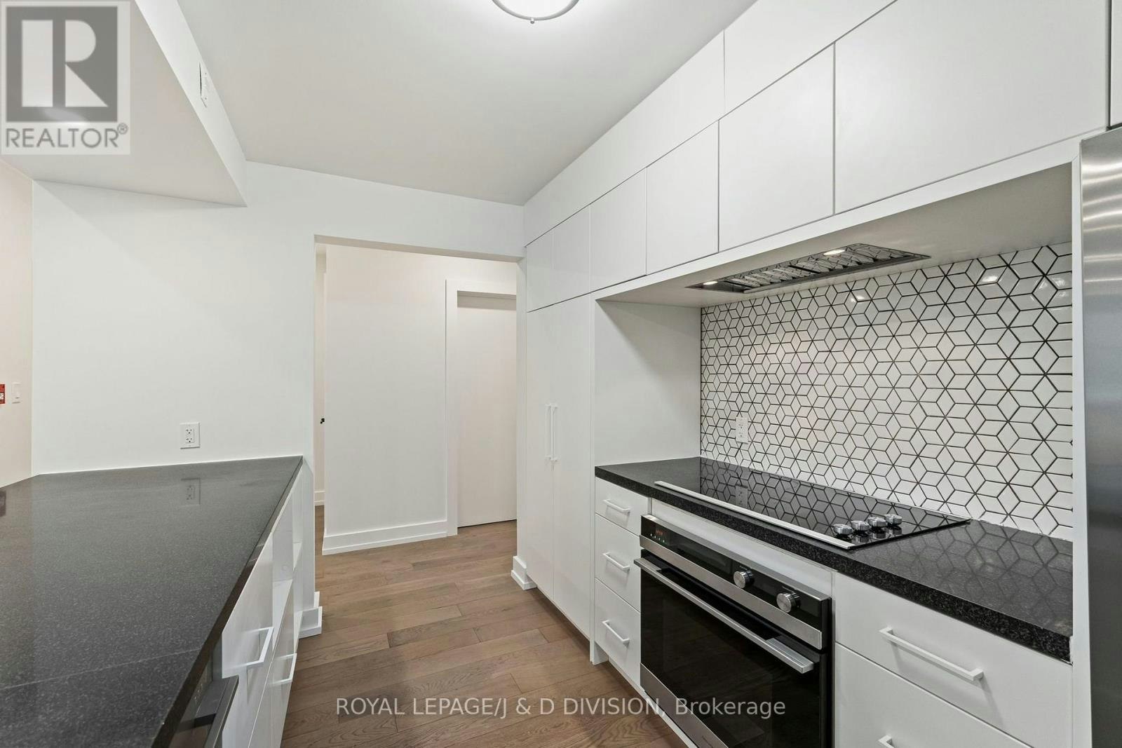 4-314 Lonsdale Road, Toronto, ON, M4V 1X4 - 14