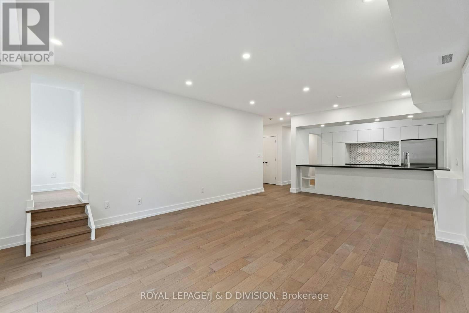 4-314 Lonsdale Road, Toronto, ON, M4V 1X4 - 8