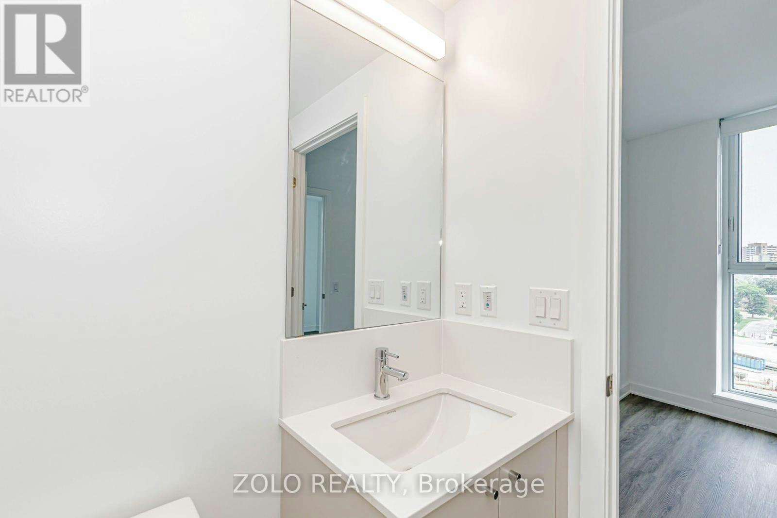 648-30 Dreamers Way, Toronto, ON, M5A 0Y7 - 27