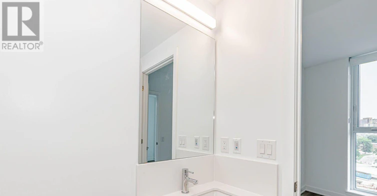 648-30 Dreamers Way, Toronto, ON, M5A 0Y7 - 27
