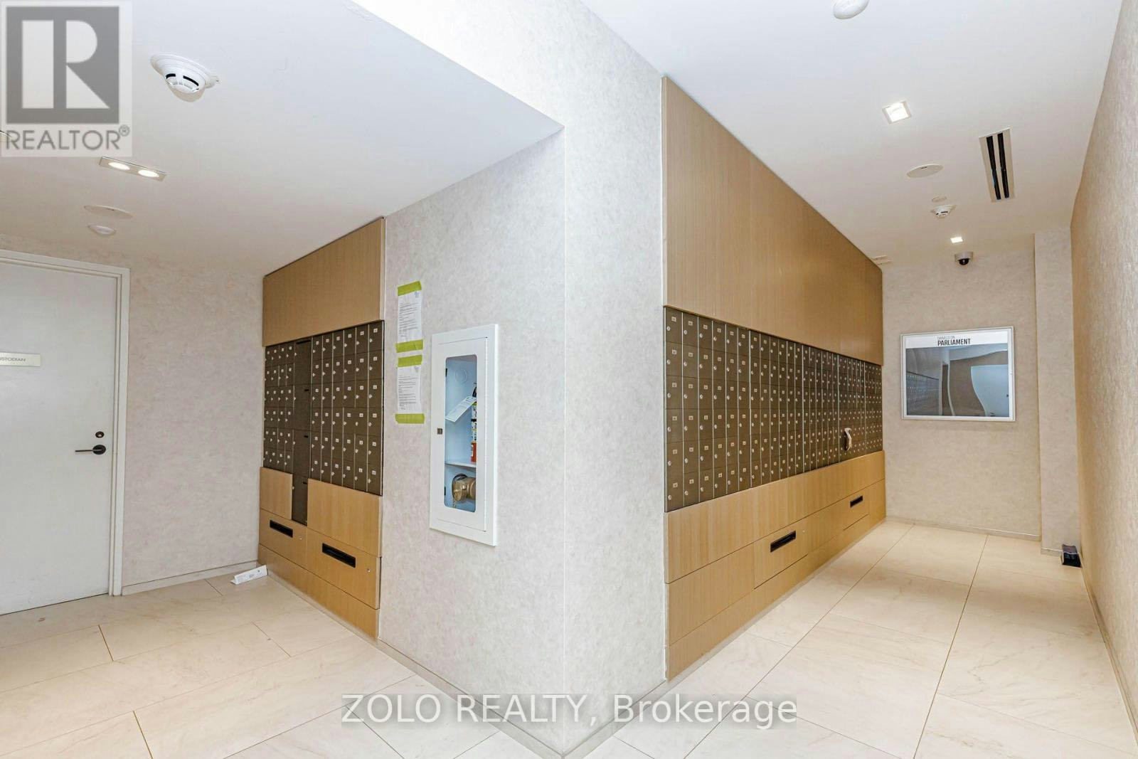 648-30 Dreamers Way, Toronto, ON, M5A 0Y7 - 39