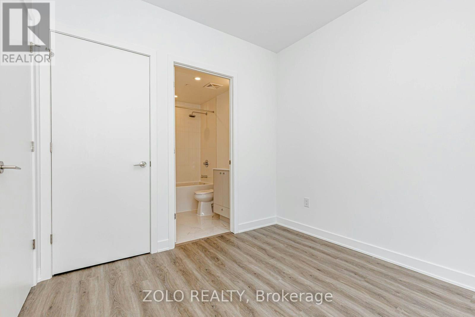 648-30 Dreamers Way, Toronto, ON, M5A 0Y7 - 24