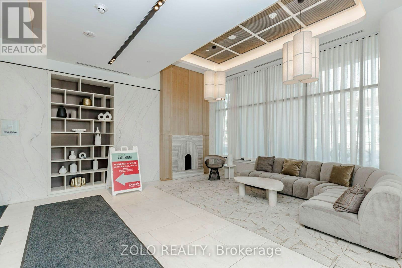 648-30 Dreamers Way, Toronto, ON, M5A 0Y7 - 5