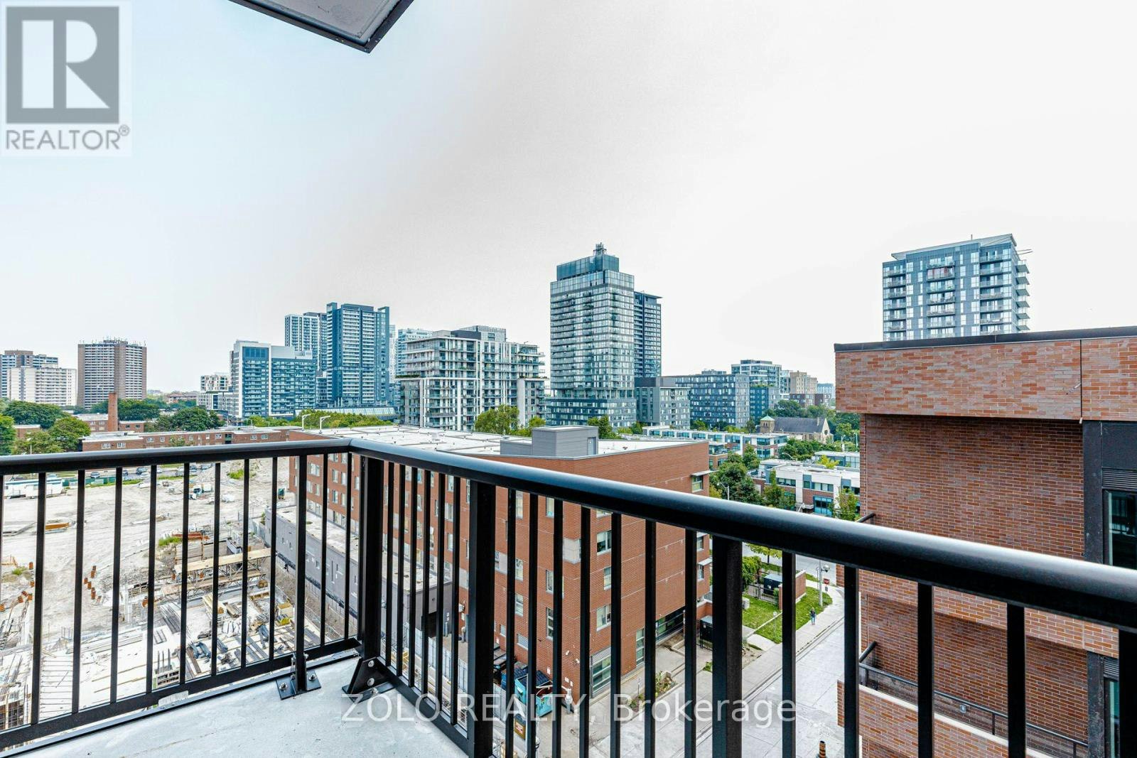 648-30 Dreamers Way, Toronto, ON, M5A 0Y7 - 33