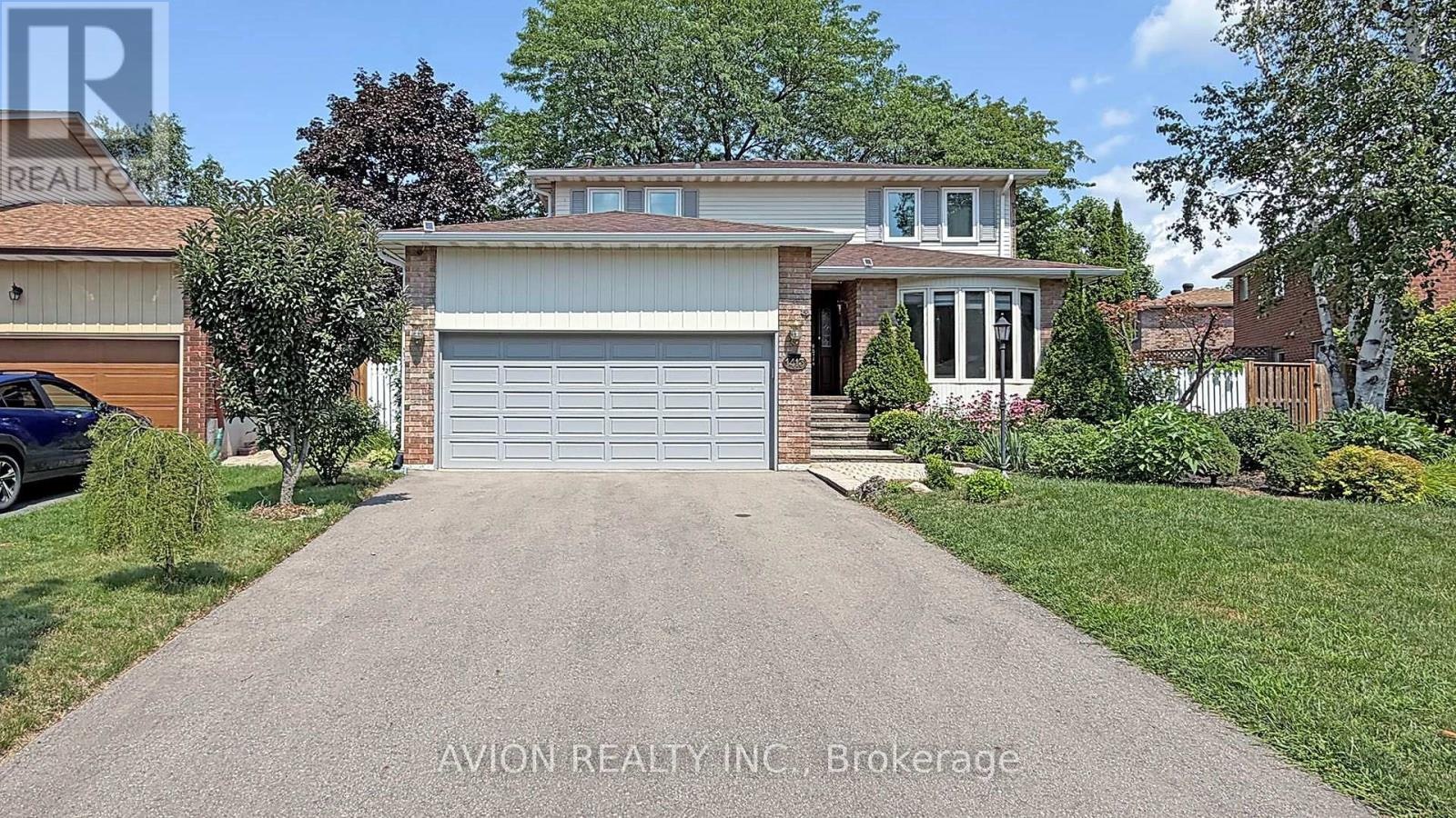 1413 Harmsworth Square, Oakville, ON, L6H 3E7