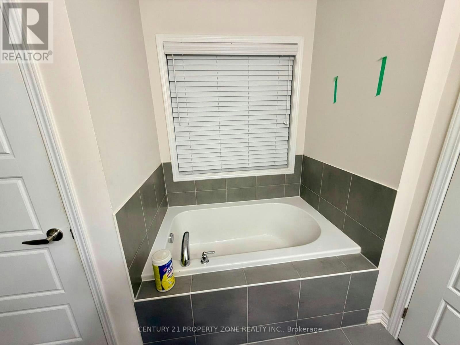 40 Leblanc Crescent, Brampton, ON, L7A 4G6 - 30
