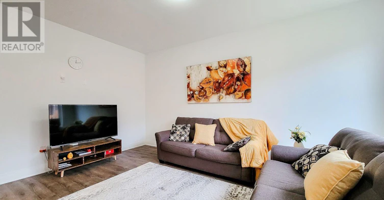 551 Bellflower Court, Milton, ON, L4E 1W6 - 7