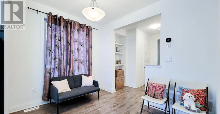 551 Bellflower Court, Milton, ON, L4E 1W6 - 8