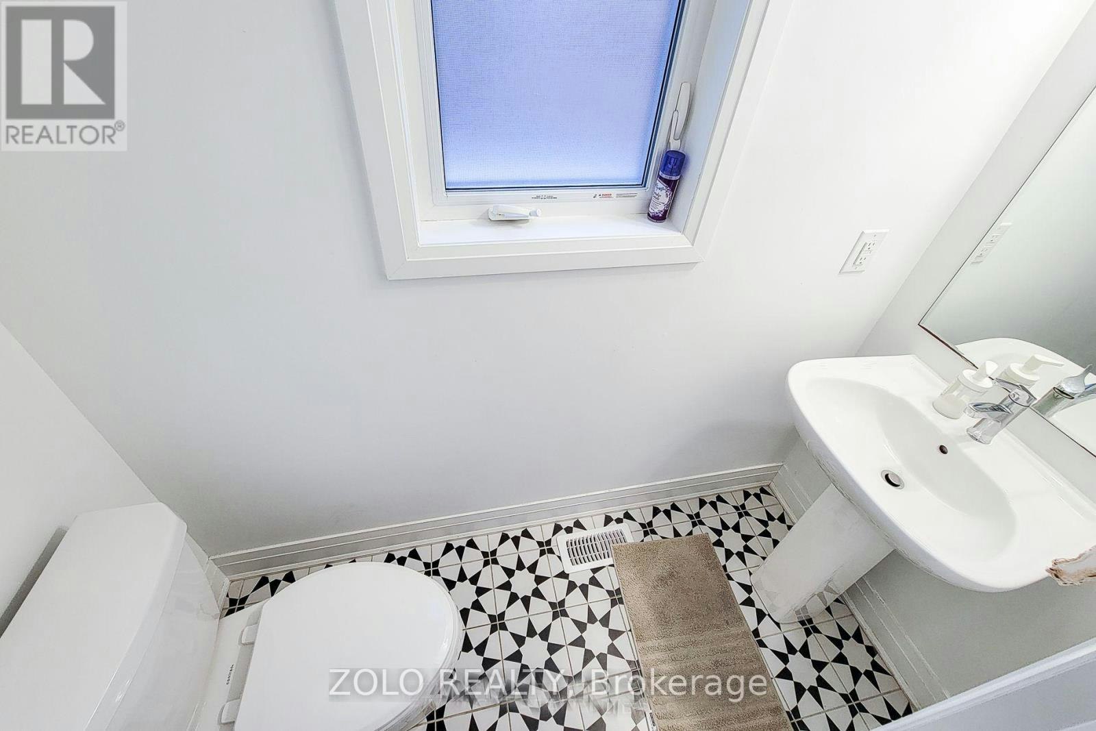 551 Bellflower Court, Milton, ON, L4E 1W6 - 12