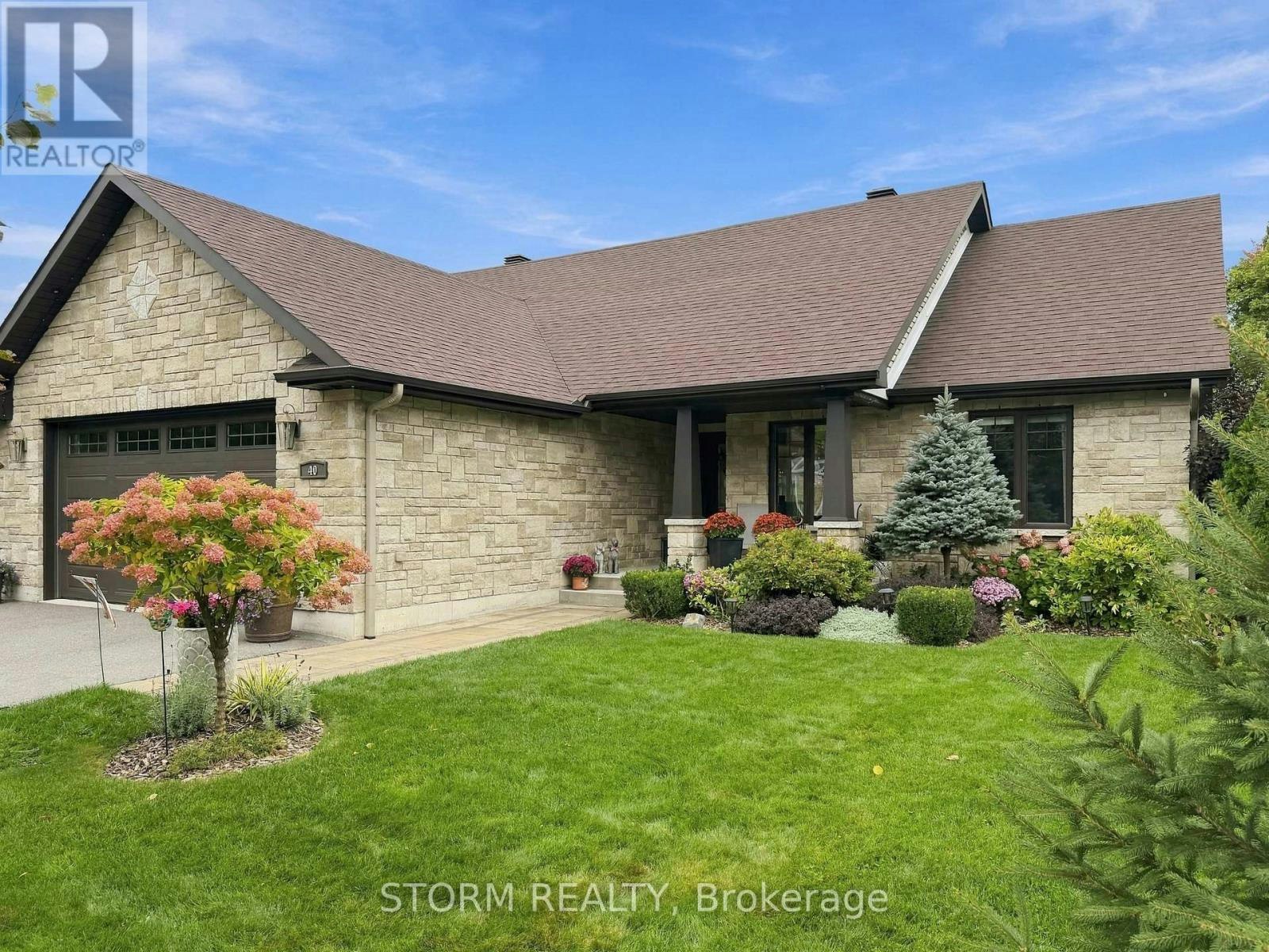40 Ault Drive, South Stormont, ON, K0C 1M0