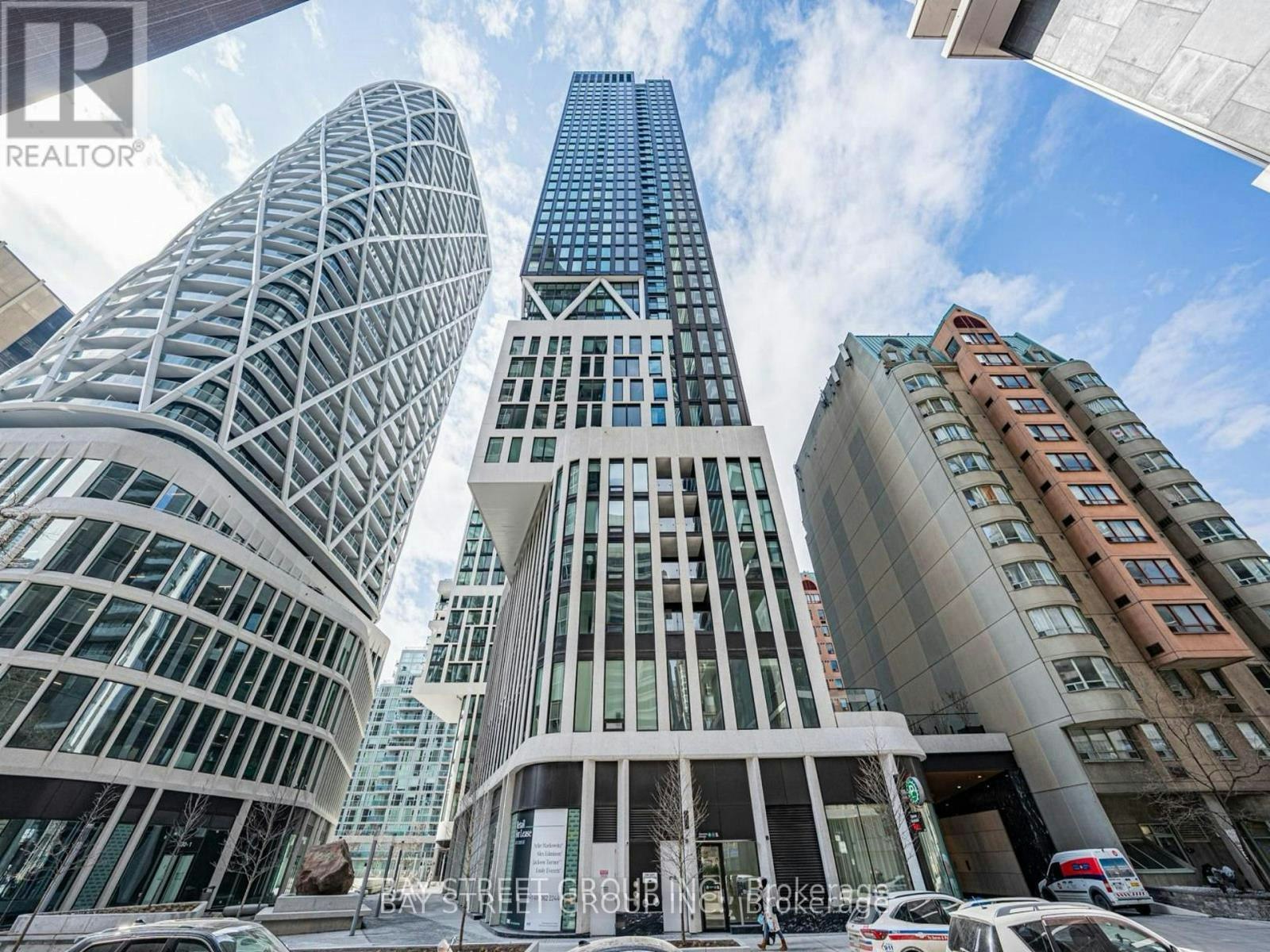 1904-238 Simcoe Street, Toronto, ON, M5T 1T4