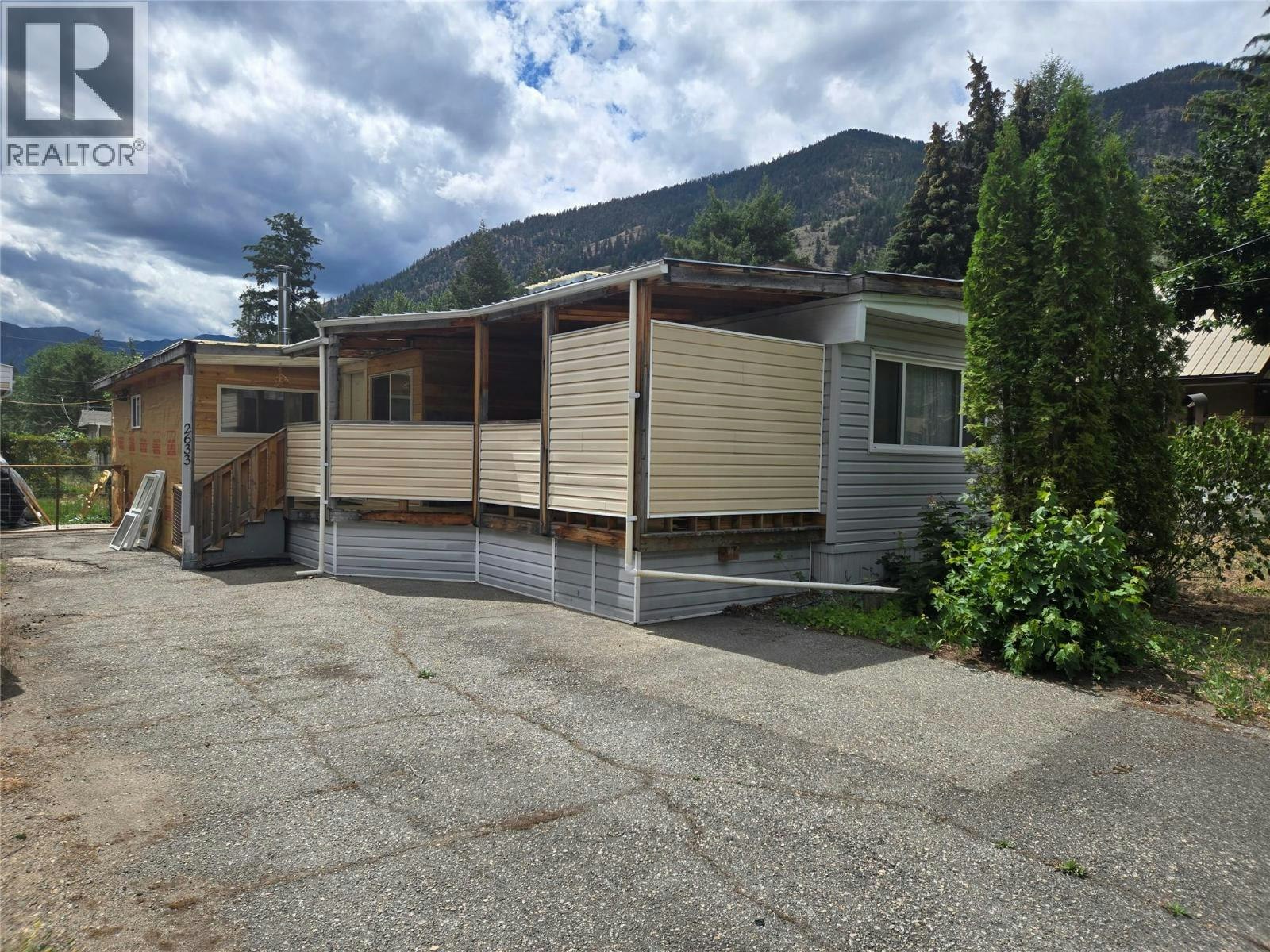 2633 5th Street, Olalla, BC, V0X 1N6