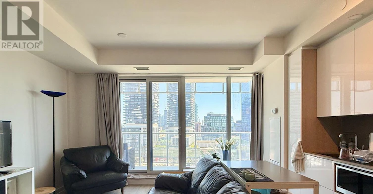 1108-28 Freeland Street, Toronto, ON, M5E 0E3 - 3