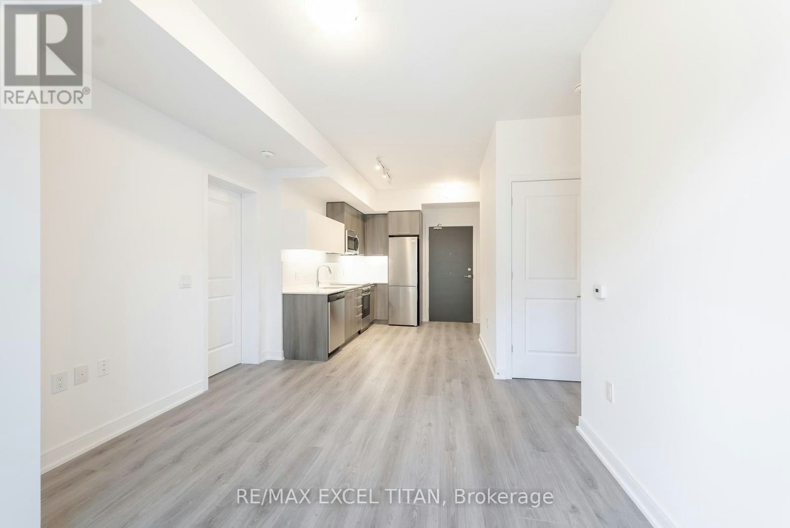 208-25 Neighbourhood Lane, Toronto, ON, M8Y 0C4 - 7