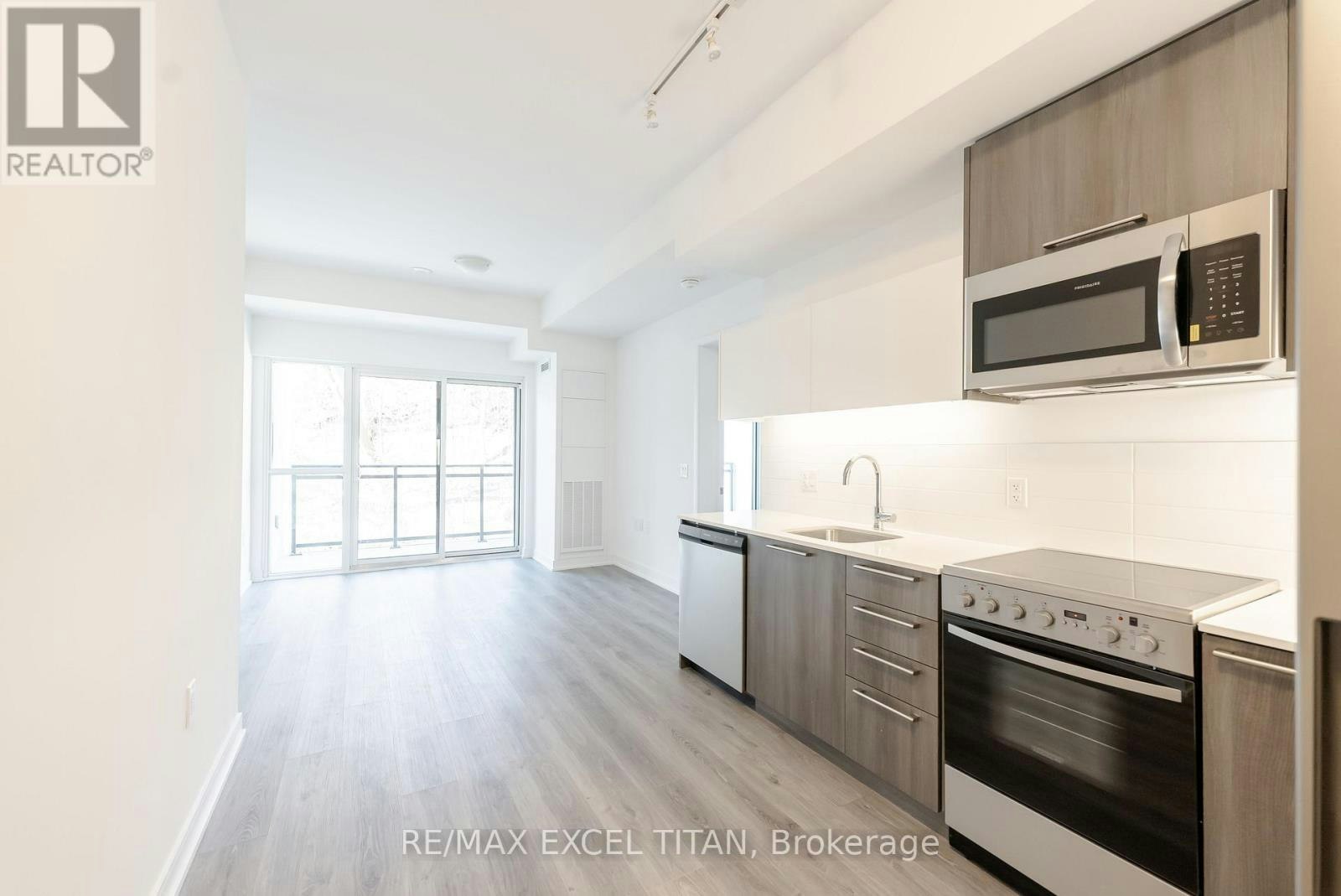 208-25 Neighbourhood Lane, Toronto, ON, M8Y 0C4 - 12