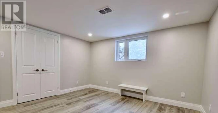 43 Firwood (Lower Crescent, Toronto, ON, M9B 2V9 - 14