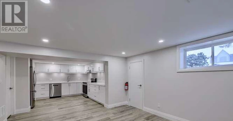 43 Firwood (Lower Crescent, Toronto, ON, M9B 2V9 - 11