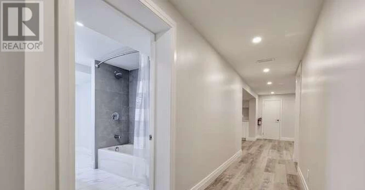 43 Firwood (Lower Crescent, Toronto, ON, M9B 2V9 - 13