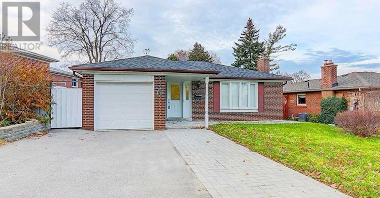 38 Boarhill Drive, Toronto, ON, M1S 2M3