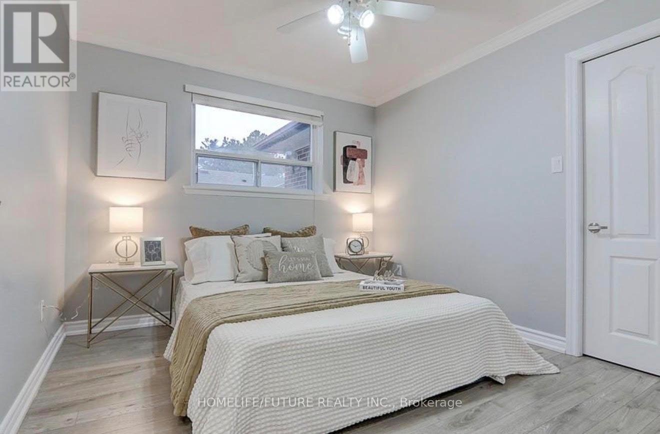 38 Boarhill Drive, Toronto, ON, M1S 2M3 - 4