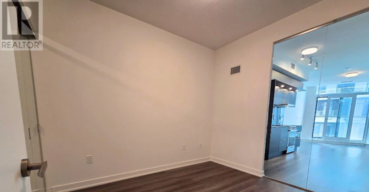 527-448 Burnhamthorpe Road W, Mississauga, ON, L5B 0R4 - 8