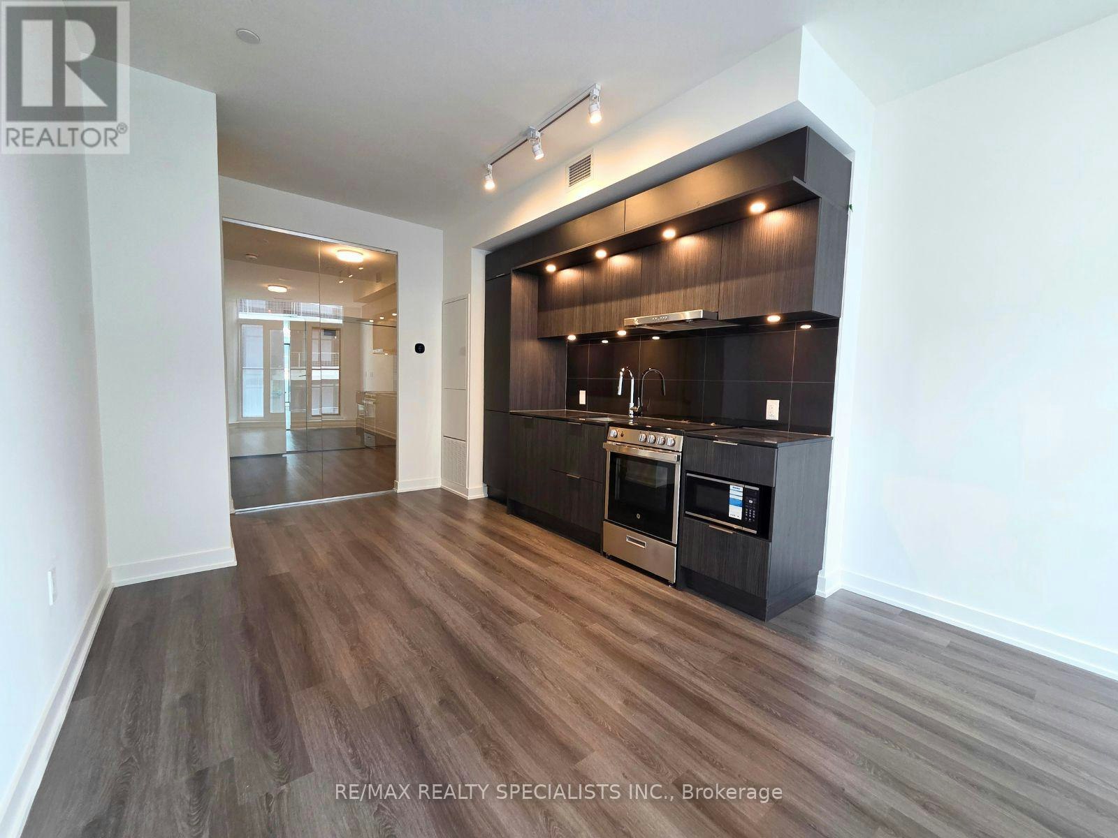 527-448 Burnhamthorpe Road W, Mississauga, ON, L5B 0R4 - 5