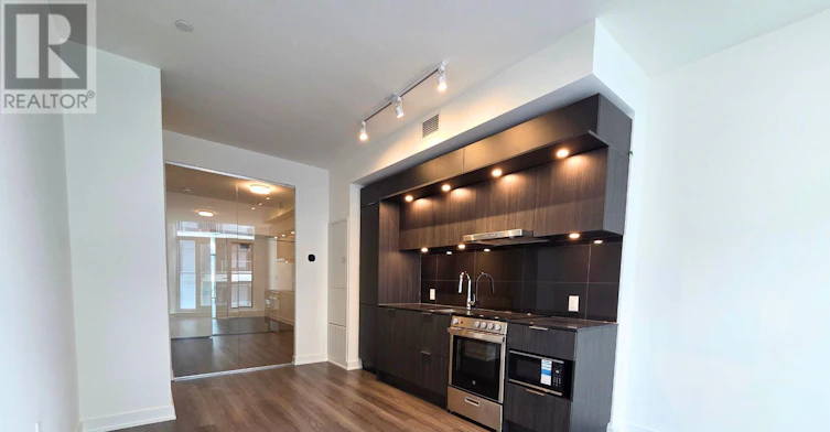 527-448 Burnhamthorpe Road W, Mississauga, ON, L5B 0R4 - 5