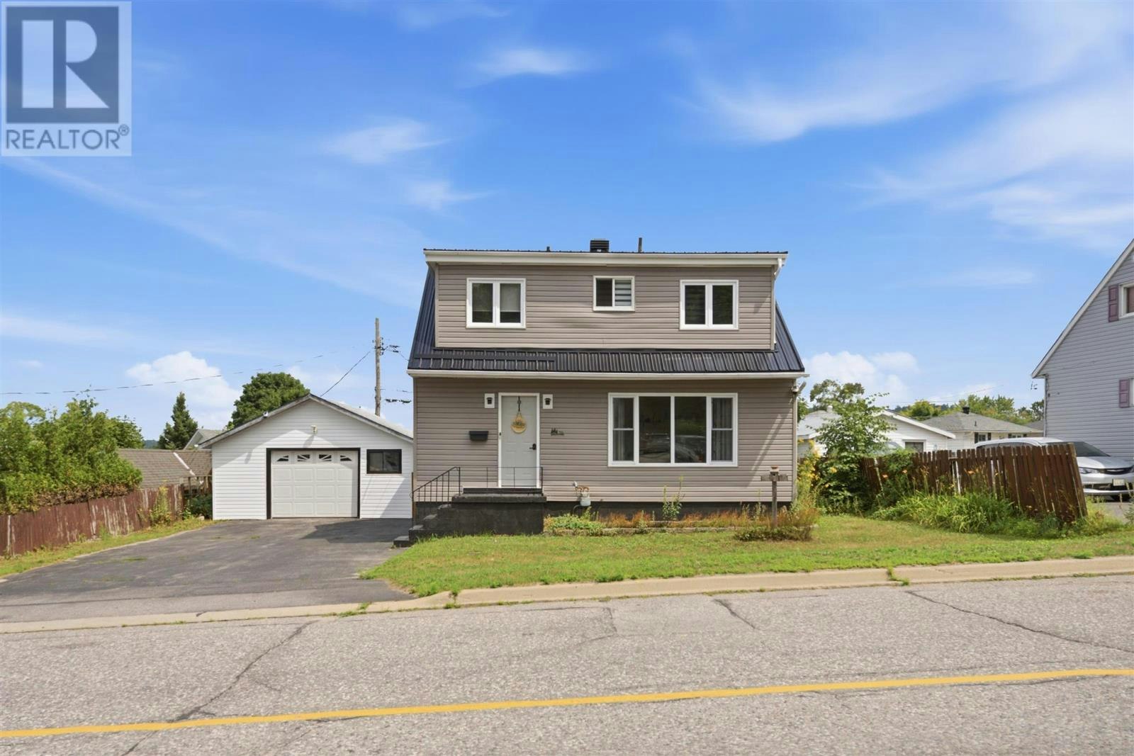 70 Spruce Avenue, Elliot Lake, ON, P5A 2B8
