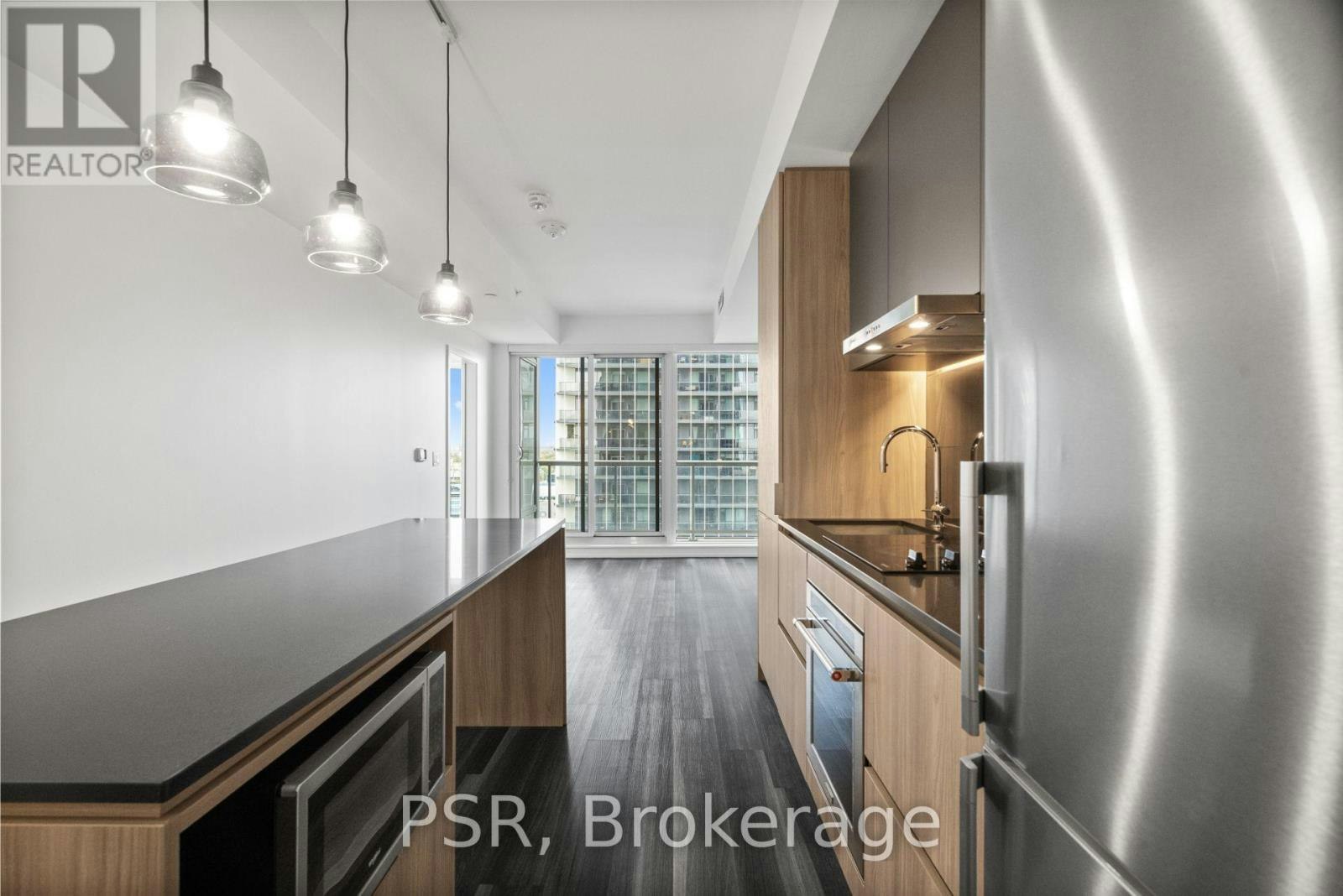 1611-11 Ordnance Street, Toronto, ON, M6K 0H4 - 5
