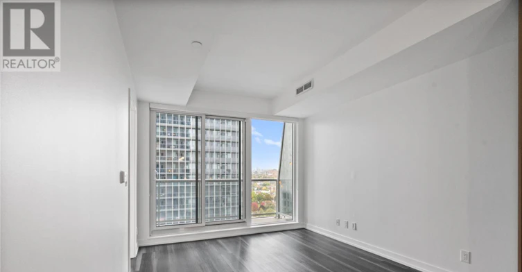 1611-11 Ordnance Street, Toronto, ON, M6K 0H4 - 6