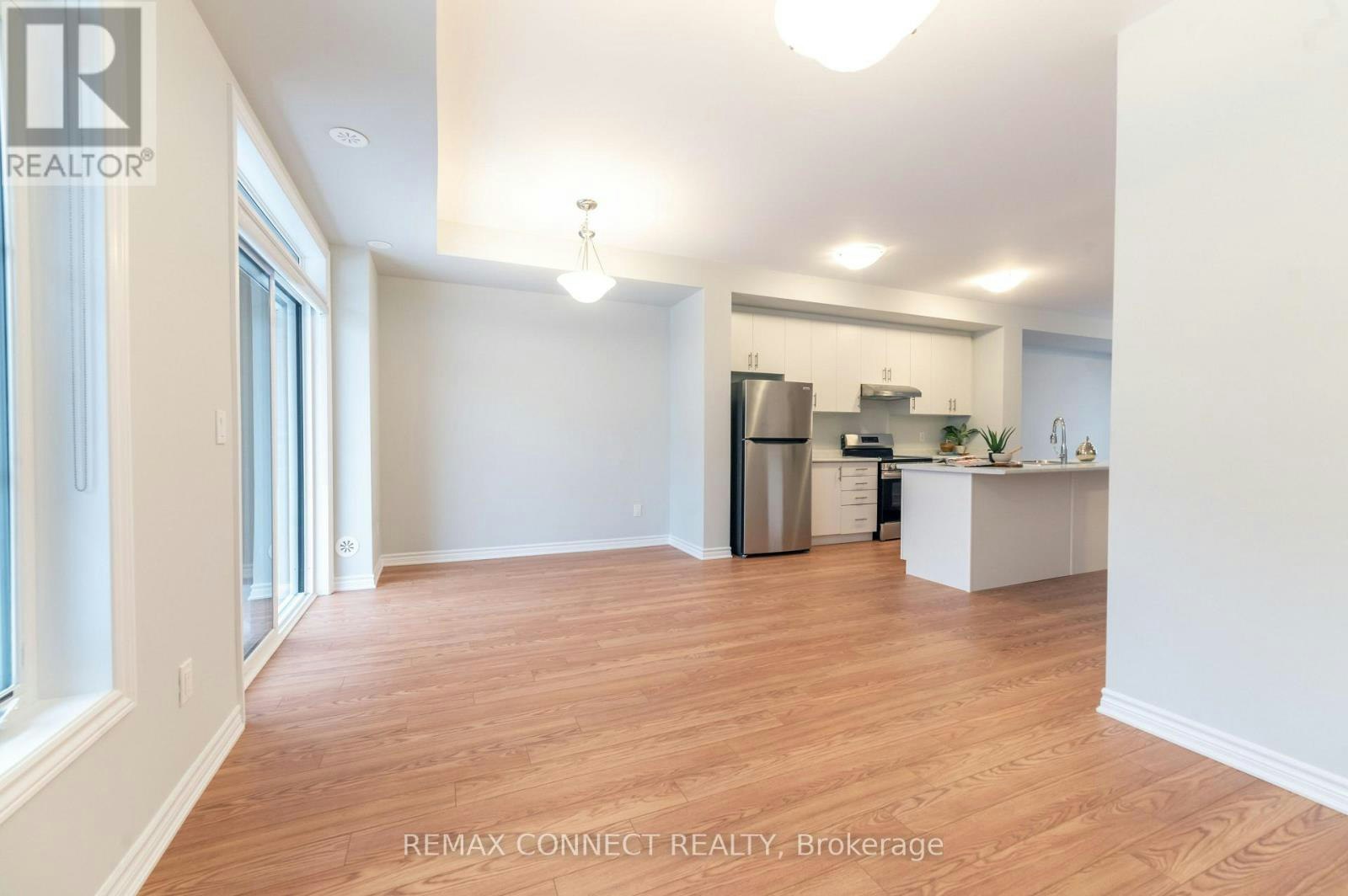 1028 Dyas Avenue, Oshawa, ON, L1H 8L7 - 9