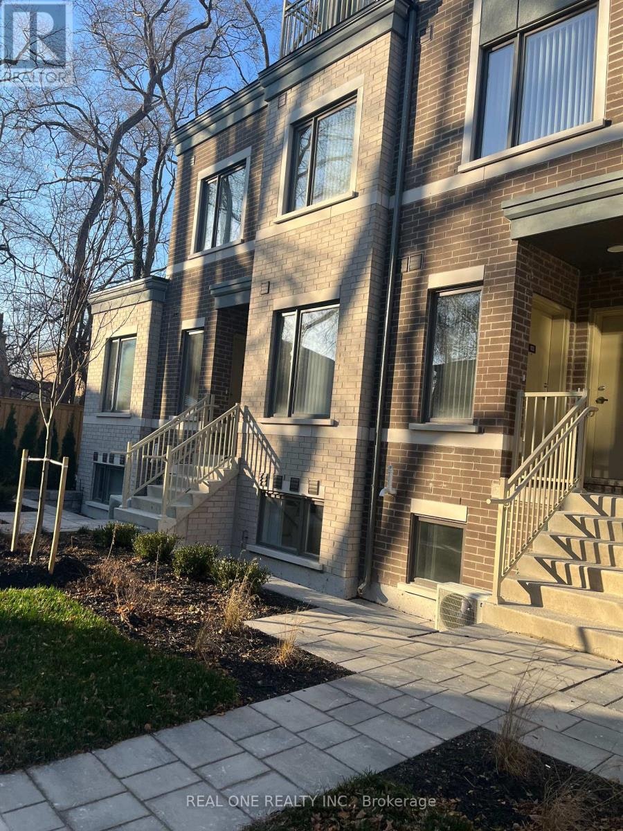 104-30 William Jackson Way, Toronto, ON, M8V 0J8