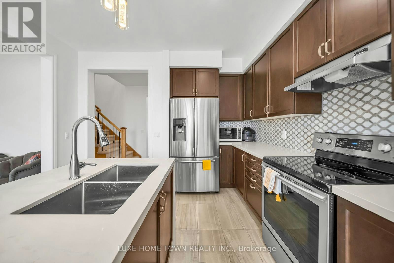 19 Findlay Way, Centre Wellington, ON, N1M 0A4 - 17