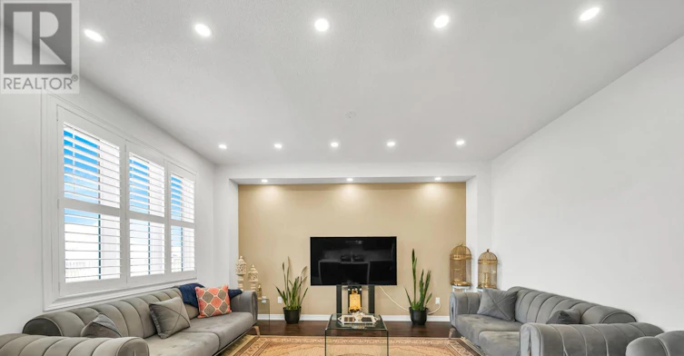 19 Findlay Way, Centre Wellington, ON, N1M 0A4 - 19