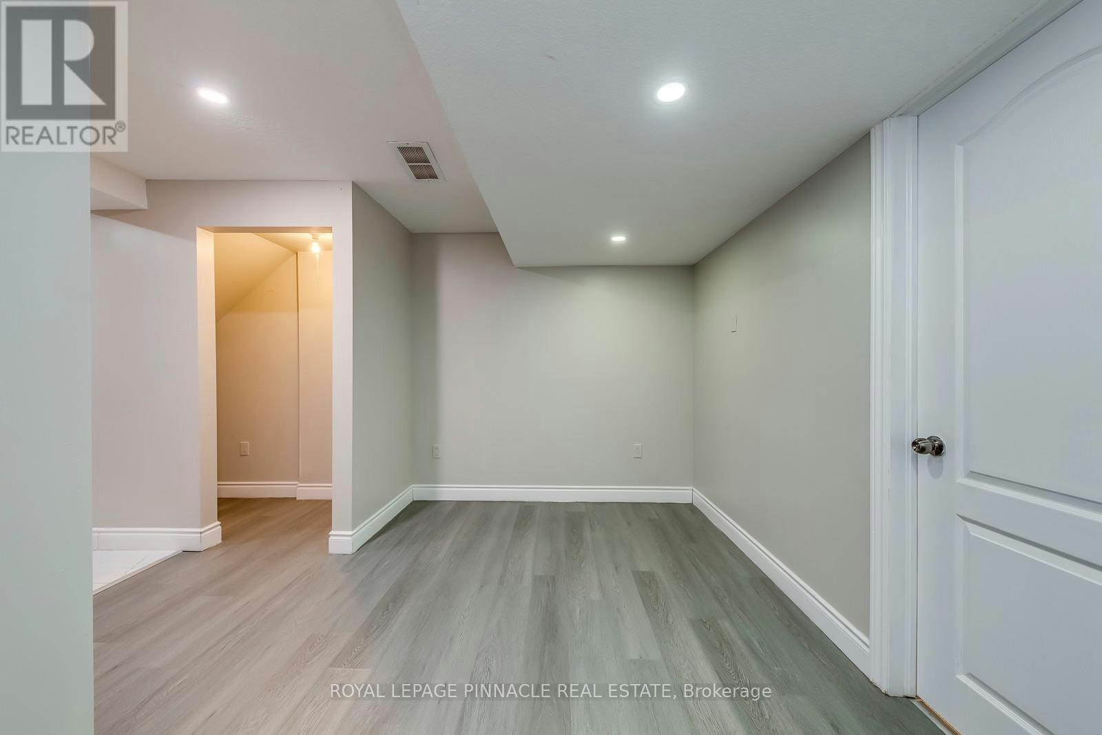 LOWER-11 Frankfurt Street, Kitchener, ON, N2R 1T5 - 10