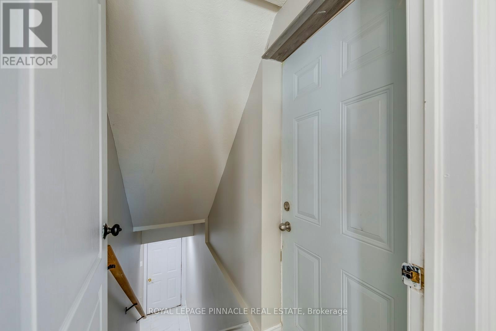 LOWER-11 Frankfurt Street, Kitchener, ON, N2R 1T5 - 8