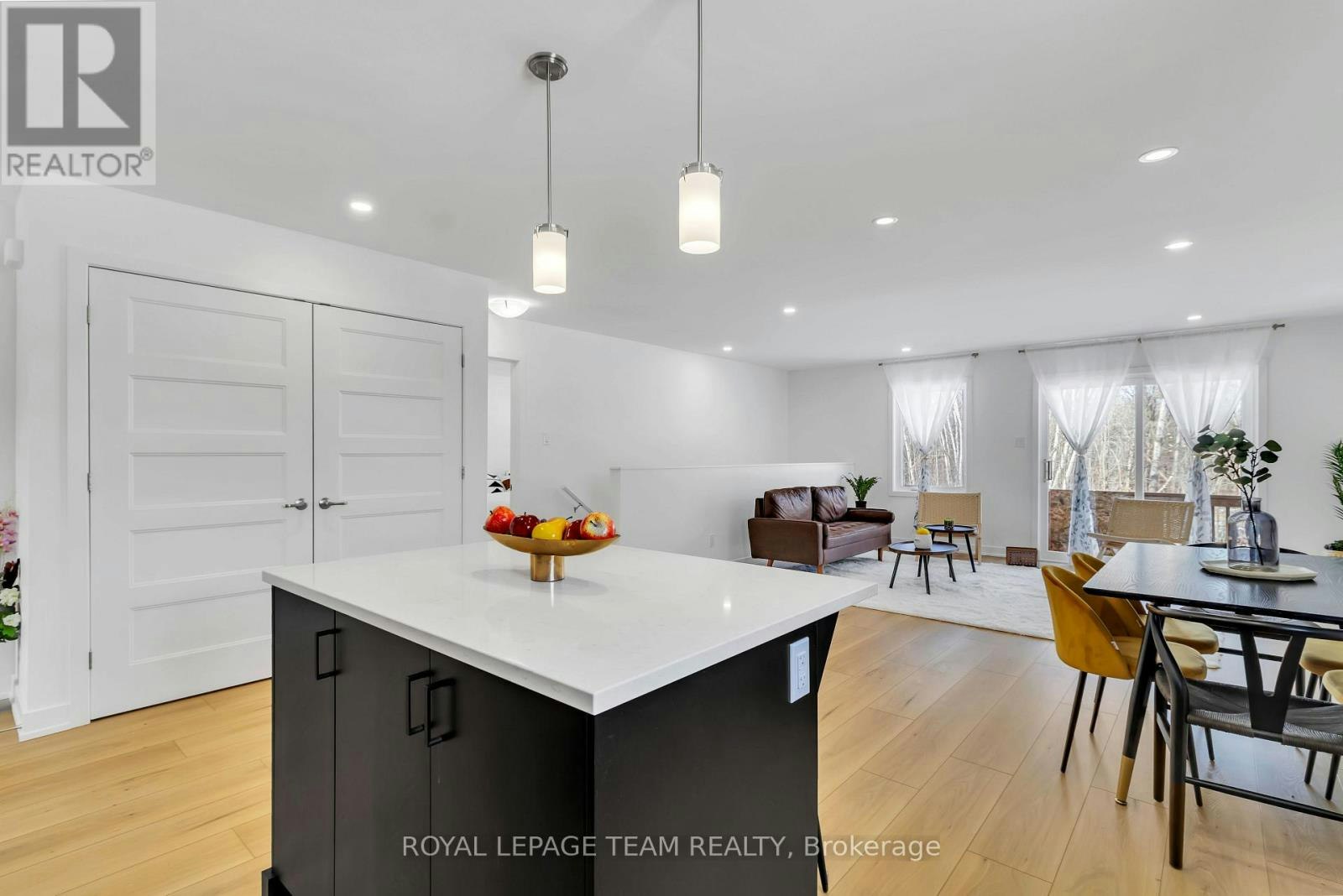 181 Seabert Drive, Arnprior, ON, K7S 0H9 - 9