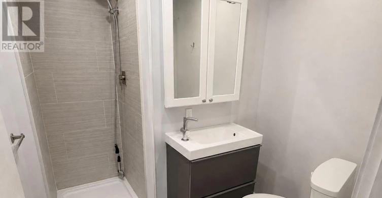 301-850 Bathurst Street, Toronto, ON, M5R 3G1 - 4