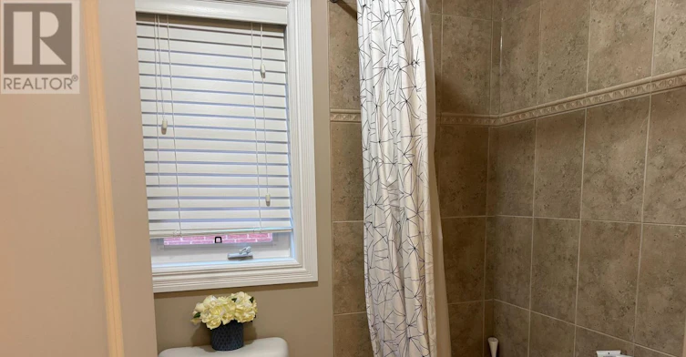 BEDROOM 2-110 Bond Crescent, Richmond Hill, ON, L4E 3L1 - 12