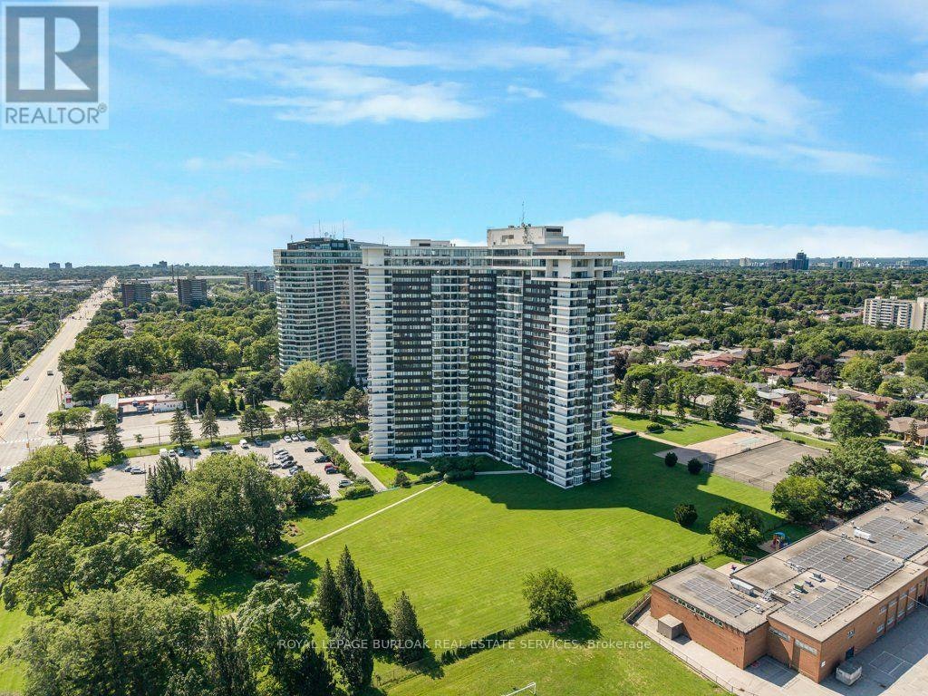 718-1333 Bloor Street, Mississauga, ON, L4Y 3T6