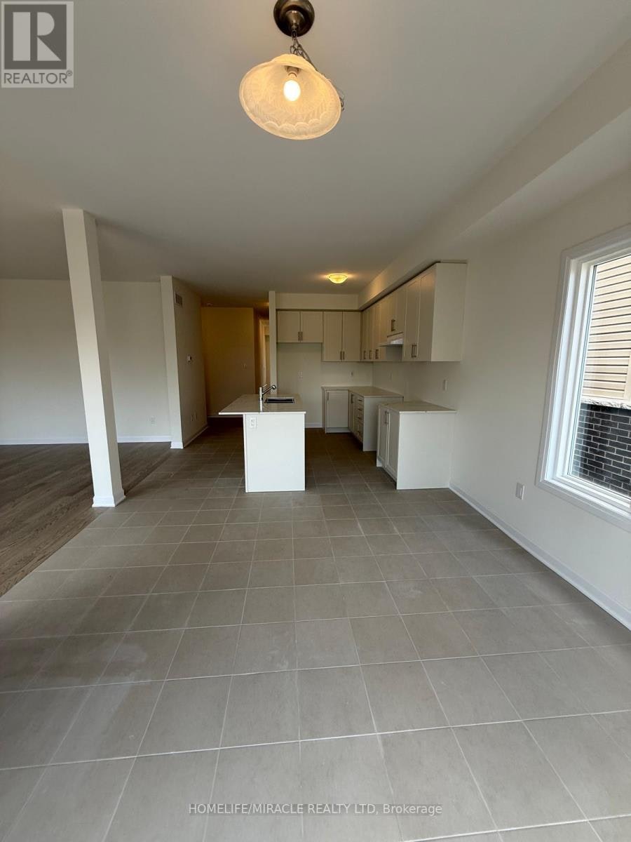 61 Royal Oak Crescent, Loyalist, ON, K0H 1G0 - 12